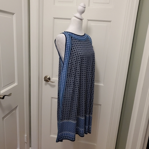 Max Studio Geometric Print Sleeveless Knit Dress Size Medium, Stretchy - Picture 4 of 8